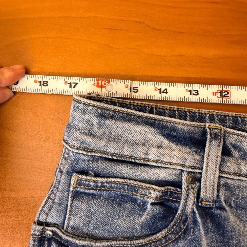 Kut from the Kloth Gidget High Rise Denim Shorts Traveler Blue 12 KS1266MA2 - Picture 4 of 13